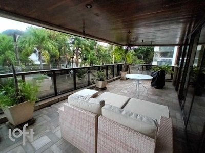 Apartamento à venda em Barra da Tijuca: Jardim Oceânico com 266 m², 4 quartos, 2 suítes, 4 vagas