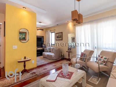 Apartamento à venda em Campo Belo com 130 m², 4 quartos, 3 suítes, 3 vagas
