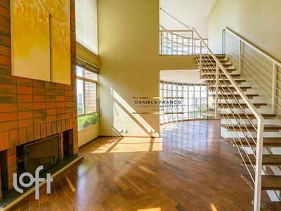 Apartamento à venda em Campo Belo com 412 m², 3 quartos, 1 suíte, 4 vagas