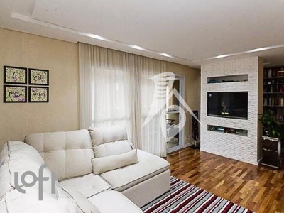 Apartamento à venda em Carrão com 107 m², 3 quartos, 2 suítes, 2 vagas