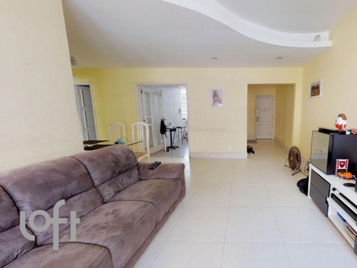 Apartamento à venda em Copacabana com 120 m², 3 quartos, 1 suíte, 1 vaga