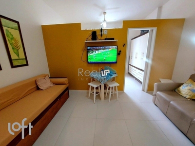Apartamento à venda em Copacabana com 30 m², 1 quarto, 1 vaga