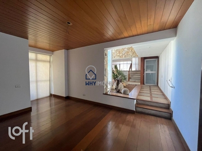 Apartamento à venda em Cruzeiro com 350 m², 4 quartos, 2 suítes, 5 vagas