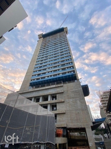 Apartamento à venda em Itaim Bibi com 185 m², 4 quartos, 4 suítes, 3 vagas