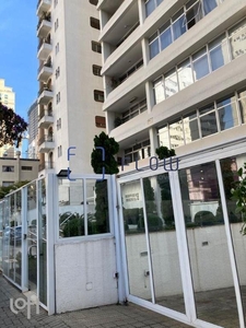 Apartamento à venda em Itaim Bibi com 230 m², 3 quartos, 1 suíte, 2 vagas