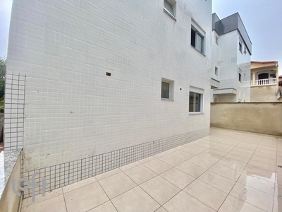 Apartamento à venda em Itapoã com 130 m², 3 quartos, 1 suíte, 2 vagas
