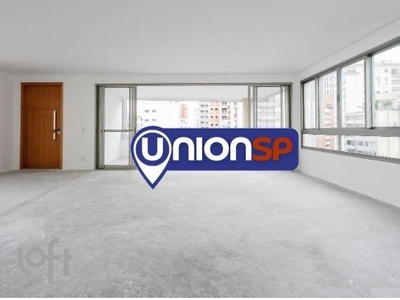 Apartamento à venda em Jardim Paulista com 187 m², 3 quartos, 3 suítes, 4 vagas