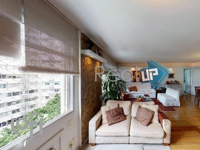 Apartamento à venda em Lagoa com 106 m², 3 quartos, 1 suíte, 1 vaga