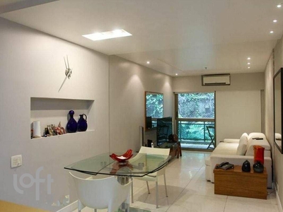 Apartamento à venda em Lagoa com 65 m², 1 quarto, 1 suíte, 2 vagas