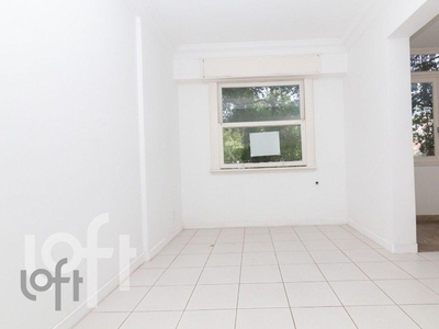 Apartamento à venda em Laranjeiras com 107 m², 3 quartos, 1 vaga