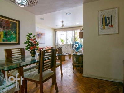 Apartamento à venda em Laranjeiras com 116 m², 3 quartos, 1 suíte