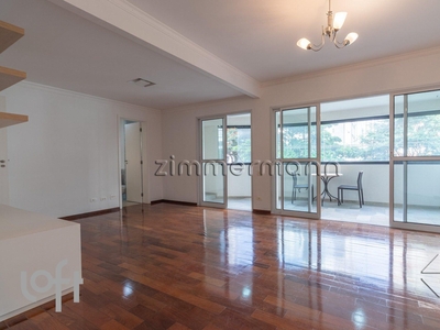 Apartamento à venda em Moema Pássaros com 140 m², 3 quartos, 3 suítes, 3 vagas