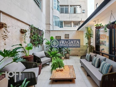 Apartamento à venda em Paraíso com 160 m², 3 quartos, 1 suíte, 1 vaga