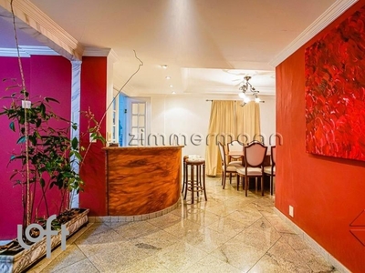 Apartamento à venda em Pinheiros com 105 m², 3 quartos, 1 suíte, 1 vaga