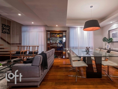 Apartamento à venda em Prado com 250 m², 4 quartos, 2 suítes, 3 vagas