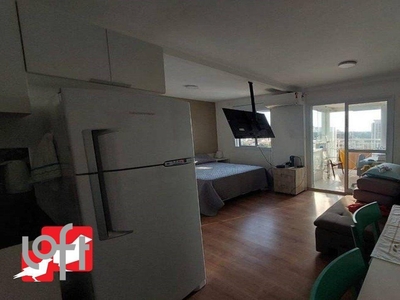 Apartamento à venda em Santo Amaro com 32 m², 1 quarto, 1 vaga