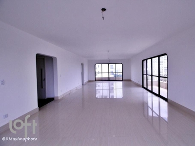 Apartamento à venda em Santo Amaro com 330 m², 4 quartos, 4 suítes, 4 vagas