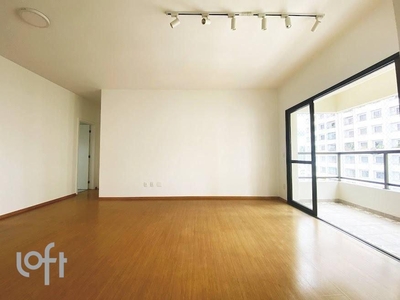 Apartamento à venda em Vila Andrade com 131 m², 4 quartos, 2 suítes