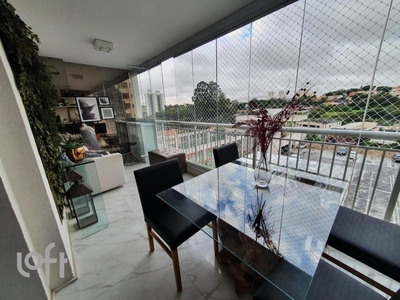 Apartamento à venda em Vila Sônia com 125 m², 3 quartos, 1 suíte, 2 vagas