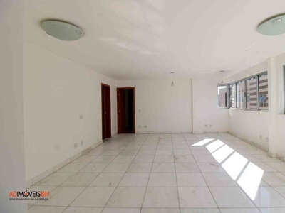 Apartamento com 4 quartos para alugar no bairro Funcionários, 127m²