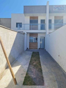 Casa com 2 quartos à venda no bairro Bandeirinhas, 1m²