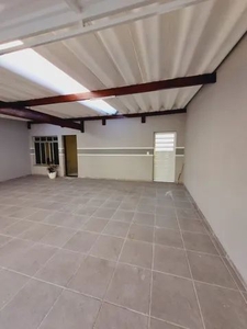 Espaçosa Casa Térrea na Vila Rosália - Excelente Oportunidade! - Guarulhos - SP.