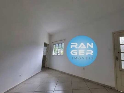 Casa com 2 quartos para alugar por R$ 2.500/mês - Vila Belmiro - Santos/SP