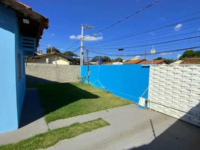 Casa de condomínio para aluguel possui 75 metros quadrados com 2 quartos