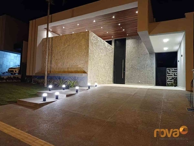 Casa em Condomínio com 3 quartos à venda no bairro Residencial Goiânia Golfe Clube, 225m²