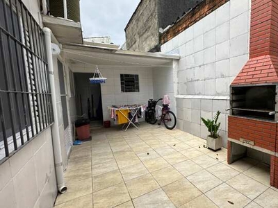 CASA GEMINADA PARA LOCAÇÃO NO CANTO DO FORTE 2 DORMITÓRIOS, CHURRASQUEIRA, QUINTAL E 1 VAG