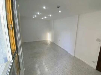Sala comercial para aluguel, possui 70 metros quadrados com 3 quartos em Gonzaga - Santos