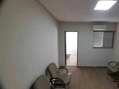 Sobrado para aluguel tem 420 metros quadrados com 8 quartos em Tatuapé - São Paulo - SP