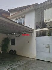 Casa Padrão em São José dos Campos