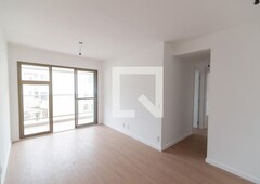 APARTAMENTO no 5º andar com 2 dormitórios e 1 garagem