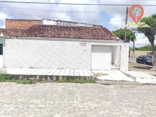 Casa com 3 dormitórios à venda por R$ 450.000 - Clima Bom - Maceió/AL