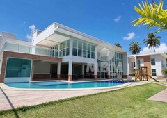 Vendo casa em condomínio no Eusébio com 138 m², 3 suítes e áreas de lazer