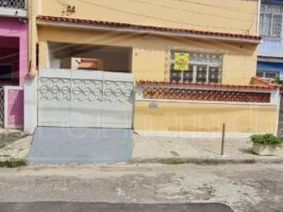 Casa com 2 quartos para alugar na rua romazeira, 9, bento ribeiro, rio de janeiro, 50 m2 por r$ 1.650