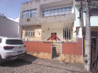 Casa com 3 dormitórios para alugar por r$ 2.644,70/mês - centro - são gonçalo/rj