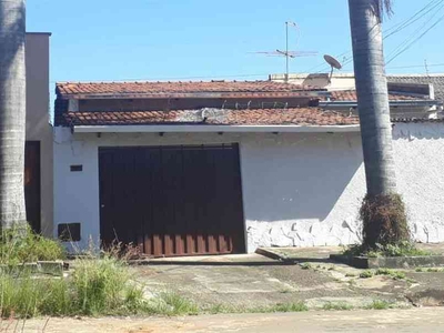 Casa com 3 quartos à venda no bairro Vila Alzira, 320m²