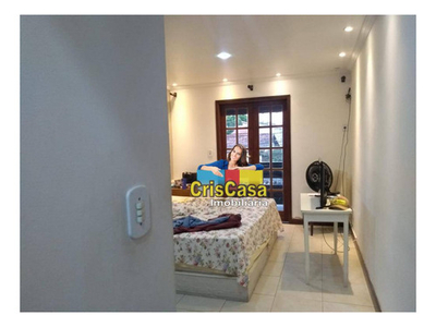 Casa Com 4 Dormitórios À Venda, 260 M² Por R$ 1.000.000,00