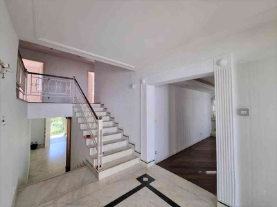 Casa com 6 quartos à venda no bairro Estoril, 665m²