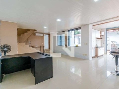 Casa / sobrado em condomínio para aluguel - santa tereza , 3 quartos, 200 m² - porto alegre