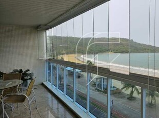 Apartamento alto padrão com 5 quartos sendo 1 suíte master com vista para o mar na Orla da
