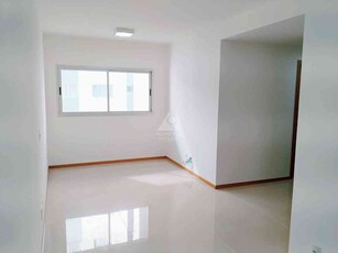 Apartamento com 3 quartos para alugar no bairro Setor Industrial, 70m²