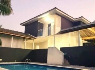 Casa de alto padrão para locação no Residencial dos Lagos em Itupeva-SP: 5 quartos, 1 suít