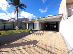 Casa em Contorno, Ponta Grossa/PR de 415m² 4 quartos à venda por R$ 950.000,00 ou para locação R$ 3.000,00/mes