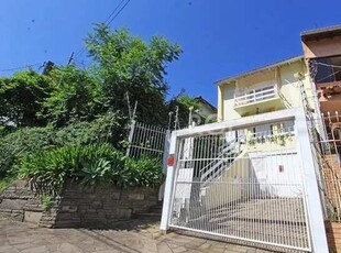 Casa para Locação/Aluguel - 240m², 5 dormitórios, sendo 1 suites, 3 vagas - Menino Deus