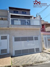 Sobrado em Santa Terezinha, São Bernardo do Campo/SP de 259m² 3 quartos à venda por R$ 749.000,00