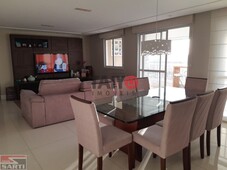 Apartamento à venda por R$ 1.000.000