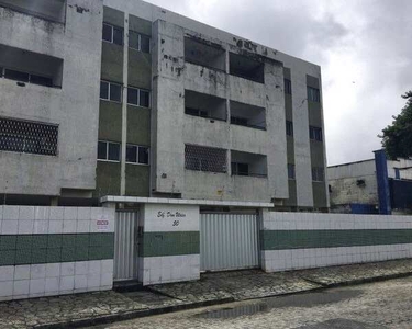 Vendo apartamento em Jaguaribe, próximo a Tribunal de Contas